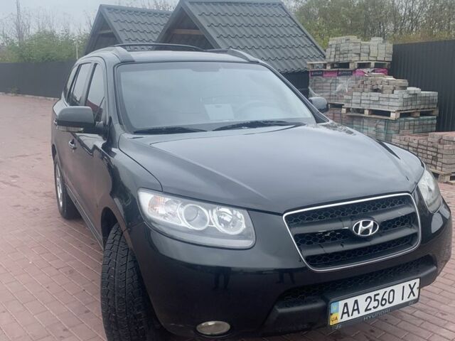 Черный Хендай Санта Фе, объемом двигателя 2.2 л и пробегом 236 тыс. км за 8900 $, фото 1 на Automoto.ua