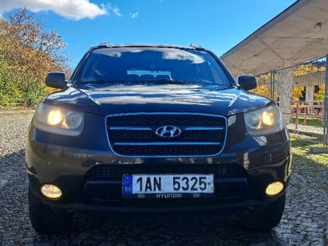 Черный Хендай Санта Фе, объемом двигателя 0 л и пробегом 320 тыс. км за 5200 $, фото 1 на Automoto.ua