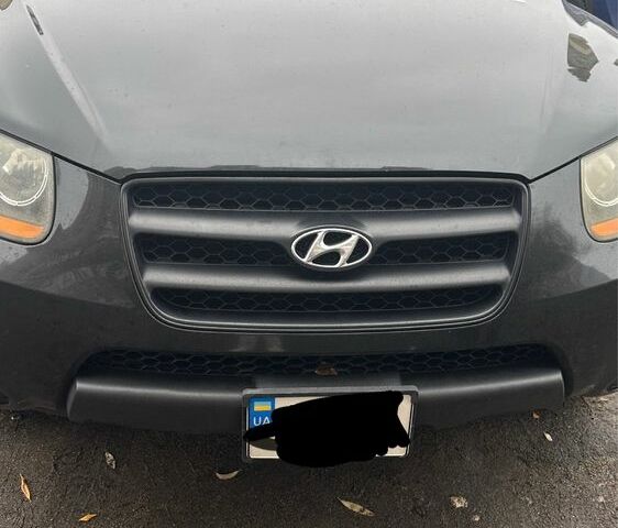Чорний Хендай Санта Фе, об'ємом двигуна 2.7 л та пробігом 301 тис. км за 8500 $, фото 1 на Automoto.ua