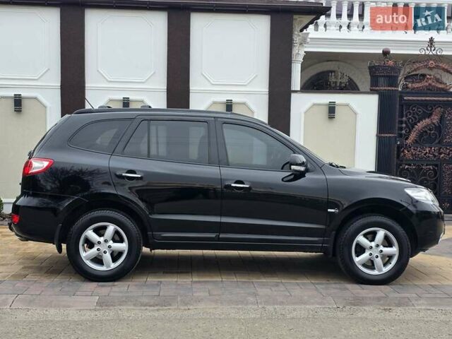 Черный Хендай Санта Фе, объемом двигателя 2.2 л и пробегом 114 тыс. км за 11200 $, фото 1 на Automoto.ua