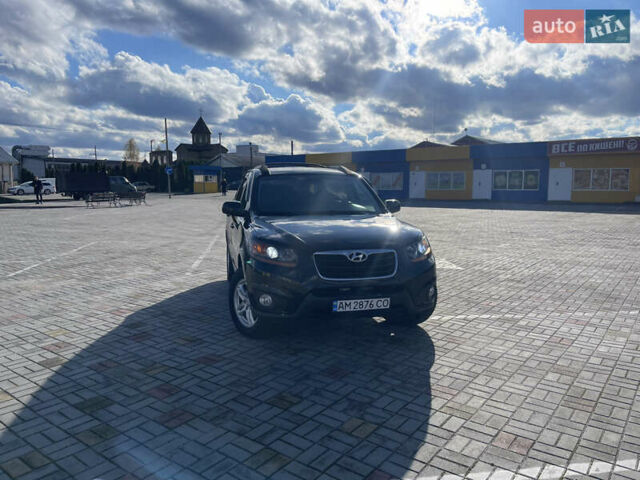 Чорний Хендай Санта Фе, об'ємом двигуна 2.4 л та пробігом 260 тис. км за 9999 $, фото 1 на Automoto.ua