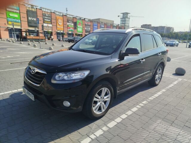 Черный Хендай Санта Фе, объемом двигателя 2.2 л и пробегом 335 тыс. км за 10700 $, фото 1 на Automoto.ua