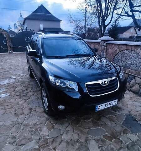 Черный Хендай Санта Фе, объемом двигателя 2 л и пробегом 227 тыс. км за 13300 $, фото 1 на Automoto.ua