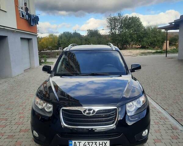Черный Хендай Санта Фе, объемом двигателя 2.2 л и пробегом 288 тыс. км за 14100 $, фото 1 на Automoto.ua