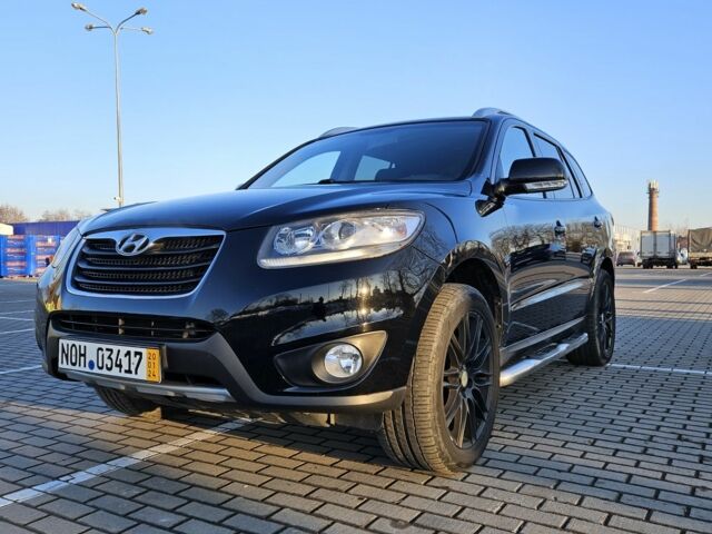 Черный Хендай Санта Фе, объемом двигателя 0 л и пробегом 214 тыс. км за 13200 $, фото 1 на Automoto.ua