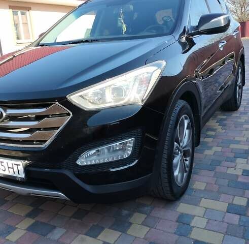 Хендай Санта Фе 2012 в Коростене на Automoto.ua Черный Хендай Санта Фе, объемом двигателя 2.2 л и пробегом 149 тыс. км за 17900 $, фото 1 на Automoto.ua