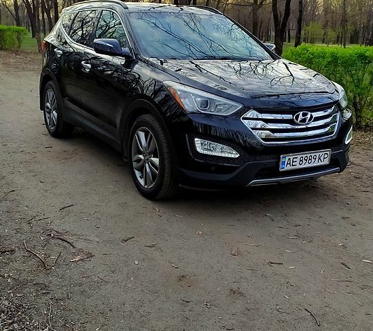 Хендай Санта Фе 2013 в Кривом Роге на Automoto.ua Черный Хендай Санта Фе, объемом двигателя 2 л и пробегом 141 тыс. км за 13100 $, фото 1 на Automoto.ua
