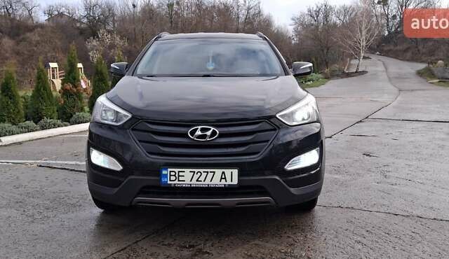Черный Хендай Санта Фе, объемом двигателя 2 л и пробегом 205 тыс. км за 13000 $, фото 1 на Automoto.ua