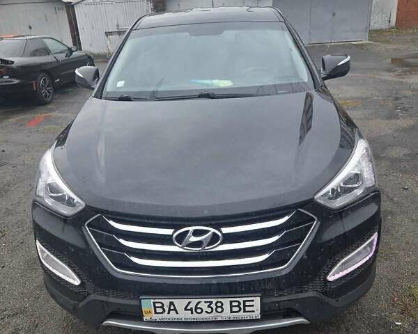 Черный Хендай Санта Фе, объемом двигателя 2.19 л и пробегом 341 тыс. км за 12500 $, фото 1 на Automoto.ua