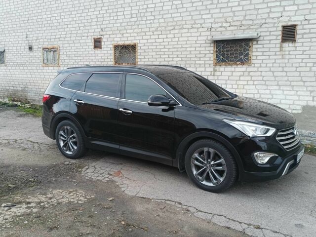 Черный Хендай Санта Фе, объемом двигателя 2.2 л и пробегом 131 тыс. км за 19200 $, фото 1 на Automoto.ua