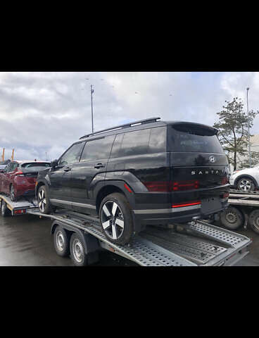 Черный Хендай Санта Фе, объемом двигателя 0 л и пробегом 15 тыс. км за 35000 $, фото 1 на Automoto.ua