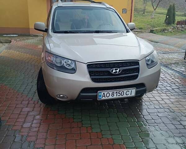 Коричневий Хендай Санта Фе, об'ємом двигуна 2.19 л та пробігом 323 тис. км за 10000 $, фото 1 на Automoto.ua