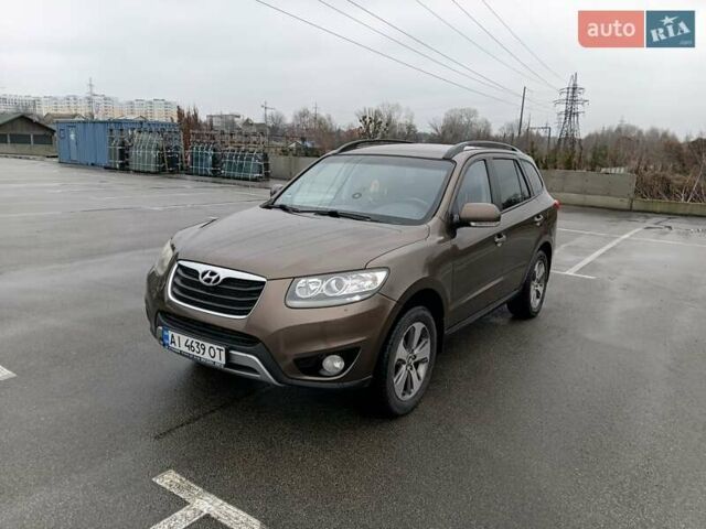 Коричневый Хендай Санта Фе, объемом двигателя 2.2 л и пробегом 208 тыс. км за 14200 $, фото 1 на Automoto.ua