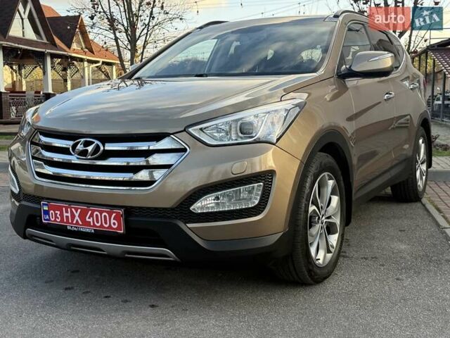 Коричневый Хендай Санта Фе, объемом двигателя 2.2 л и пробегом 130 тыс. км за 19950 $, фото 1 на Automoto.ua