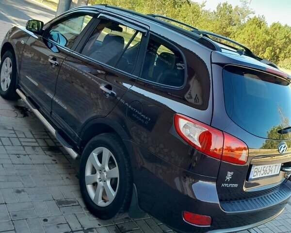 Красный Хендай Санта Фе, объемом двигателя 2.19 л и пробегом 198 тыс. км за 12000 $, фото 1 на Automoto.ua