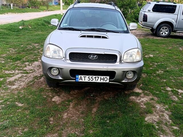 Хендай Санта Фе, объемом двигателя 2 л и пробегом 300 тыс. км за 4200 $, фото 1 на Automoto.ua