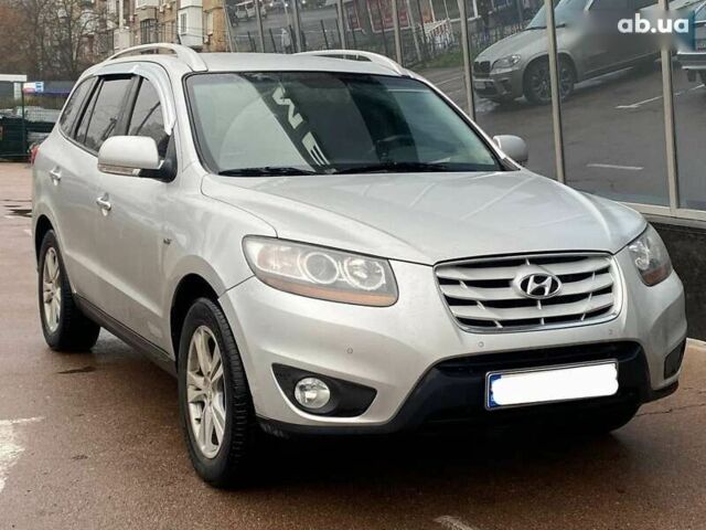 Хендай Санта Фе, объемом двигателя 2 л и пробегом 270 тыс. км за 11900 $, фото 1 на Automoto.ua