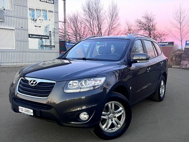 Хендай Санта Фе, объемом двигателя 24 л и пробегом 173 тыс. км за 11799 $, фото 1 на Automoto.ua
