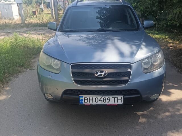 Сірий Хендай Санта Фе, об'ємом двигуна 2.7 л та пробігом 345 тис. км за 5600 $, фото 1 на Automoto.ua