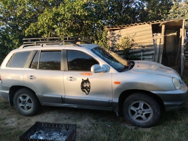 Сірий Хендай Санта Фе, об'ємом двигуна 2.4 л та пробігом 300 тис. км за 1395 $, фото 1 на Automoto.ua