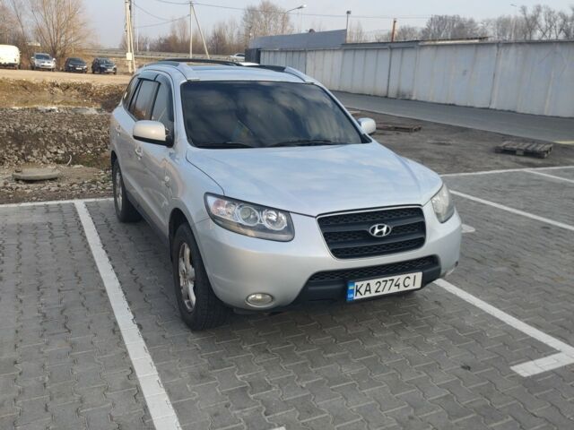 Сірий Хендай Санта Фе, об'ємом двигуна 2.7 л та пробігом 254 тис. км за 8500 $, фото 1 на Automoto.ua