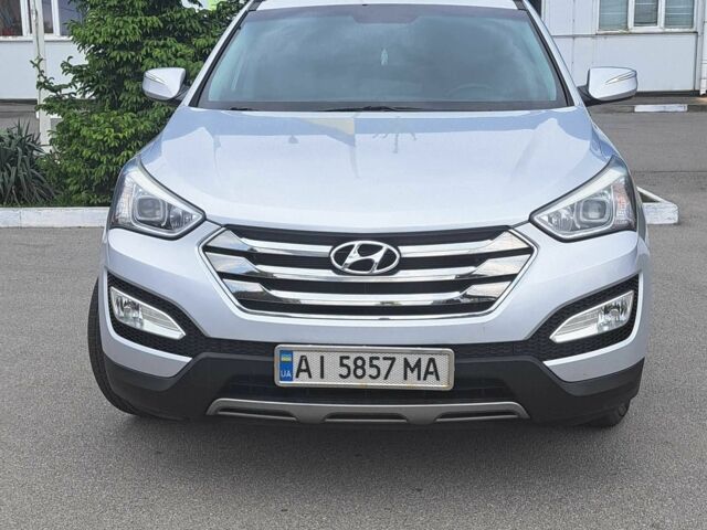 Сірий Хендай Санта Фе, об'ємом двигуна 2.4 л та пробігом 128 тис. км за 14000 $, фото 1 на Automoto.ua