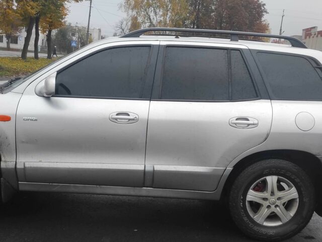 Сірий Хендай Санта Фе, об'ємом двигуна 2.2 л та пробігом 374 тис. км за 3000 $, фото 1 на Automoto.ua