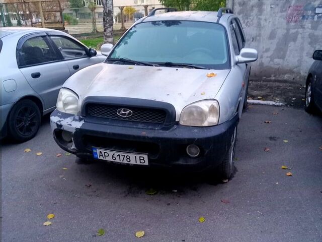 Серый Хендай Санта Фе, объемом двигателя 2 л и пробегом 280 тыс. км за 2500 $, фото 1 на Automoto.ua