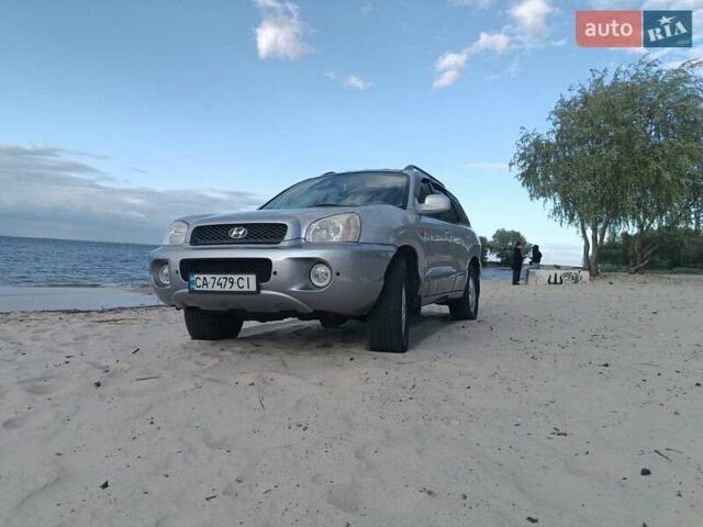 Сірий Хендай Санта Фе, об'ємом двигуна 2.7 л та пробігом 180 тис. км за 6200 $, фото 1 на Automoto.ua