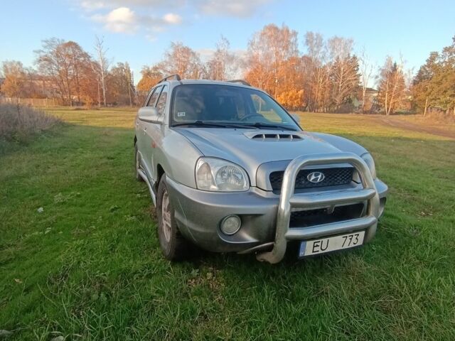 Сірий Хендай Санта Фе, об'ємом двигуна 2 л та пробігом 390 тис. км за 2900 $, фото 1 на Automoto.ua