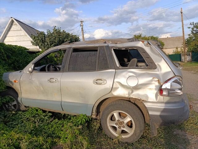 Серый Хендай Санта Фе, объемом двигателя 2.3 л и пробегом 230 тыс. км за 1071 $, фото 1 на Automoto.ua