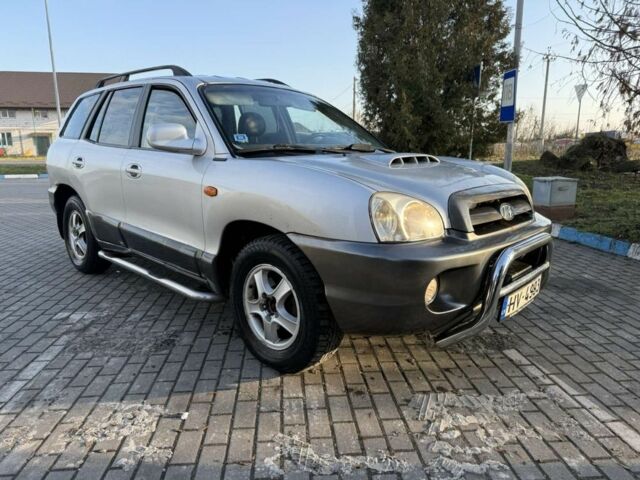 Сірий Хендай Санта Фе, об'ємом двигуна 2 л та пробігом 275 тис. км за 3300 $, фото 1 на Automoto.ua