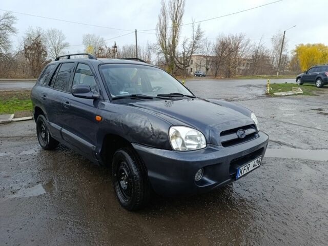 Сірий Хендай Санта Фе, об'ємом двигуна 2 л та пробігом 333 тис. км за 2000 $, фото 1 на Automoto.ua