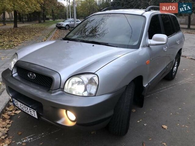 Хендай Санта Фе 2005 в Николаеве на Automoto.ua Серый Хендай Санта Фе, объемом двигателя 1.99 л и пробегом 278 тыс. км за 6850 $, фото 1 на Automoto.ua