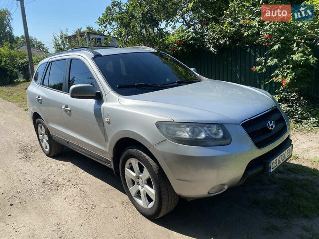 Серый Хендай Санта Фе, объемом двигателя 2.2 л и пробегом 244 тыс. км за 9500 $, фото 1 на Automoto.ua