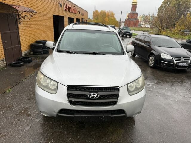 Серый Хендай Санта Фе, объемом двигателя 2.2 л и пробегом 202 тыс. км за 6190 $, фото 1 на Automoto.ua