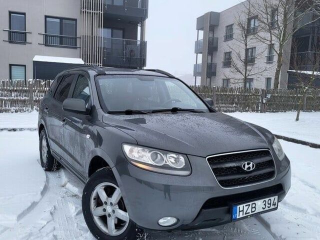 Сірий Хендай Санта Фе, об'ємом двигуна 2.2 л та пробігом 240 тис. км за 2601 $, фото 1 на Automoto.ua
