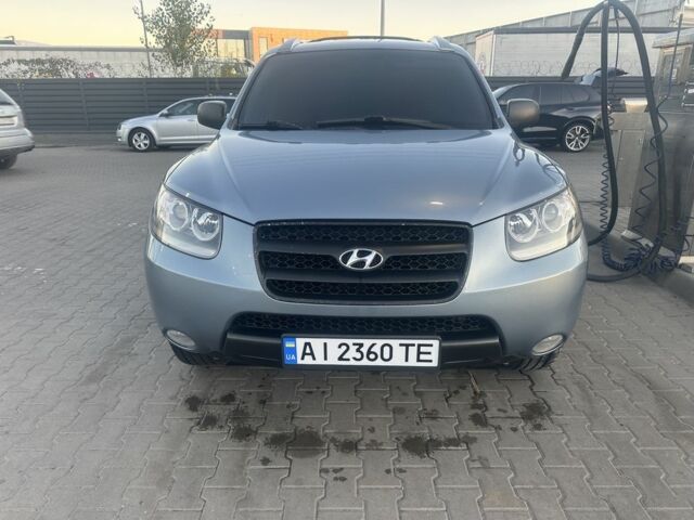 Сірий Хендай Санта Фе, об'ємом двигуна 2.2 л та пробігом 230 тис. км за 10500 $, фото 1 на Automoto.ua
