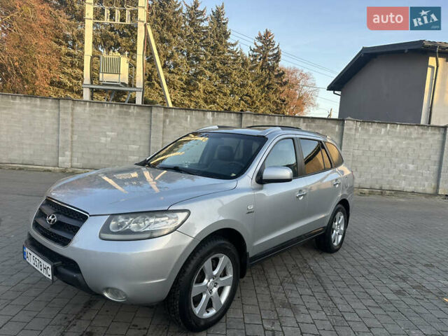 Сірий Хендай Санта Фе, об'ємом двигуна 2.2 л та пробігом 208 тис. км за 7200 $, фото 1 на Automoto.ua
