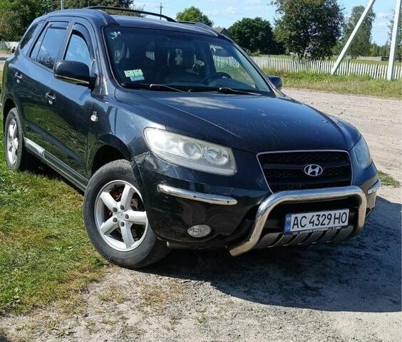 Серый Хендай Санта Фе, объемом двигателя 2.2 л и пробегом 235 тыс. км за 5200 $, фото 1 на Automoto.ua