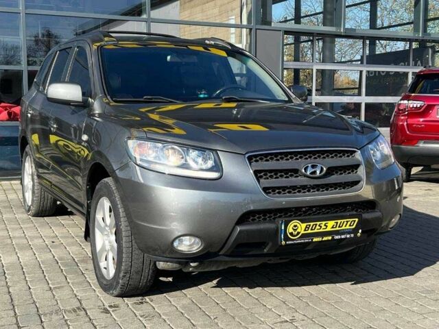 Сірий Хендай Санта Фе, об'ємом двигуна 2.2 л та пробігом 317 тис. км за 9600 $, фото 1 на Automoto.ua