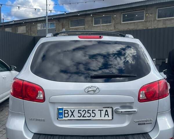 Серый Хендай Санта Фе, объемом двигателя 2.19 л и пробегом 297 тыс. км за 8600 $, фото 1 на Automoto.ua