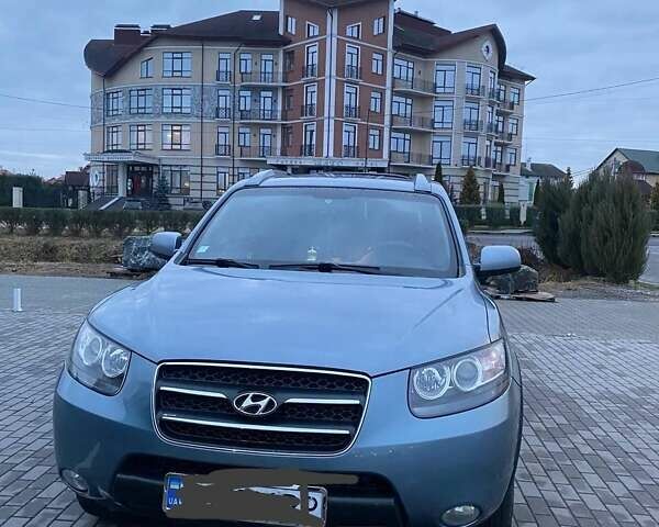 Серый Хендай Санта Фе, объемом двигателя 2.2 л и пробегом 264 тыс. км за 9800 $, фото 1 на Automoto.ua