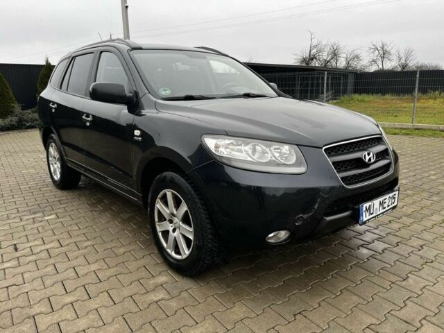 Серый Хендай Санта Фе, объемом двигателя 2.2 л и пробегом 270 тыс. км за 4300 $, фото 1 на Automoto.ua