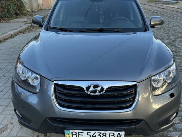 Серый Хендай Санта Фе, объемом двигателя 2.2 л и пробегом 162 тыс. км за 11500 $, фото 1 на Automoto.ua