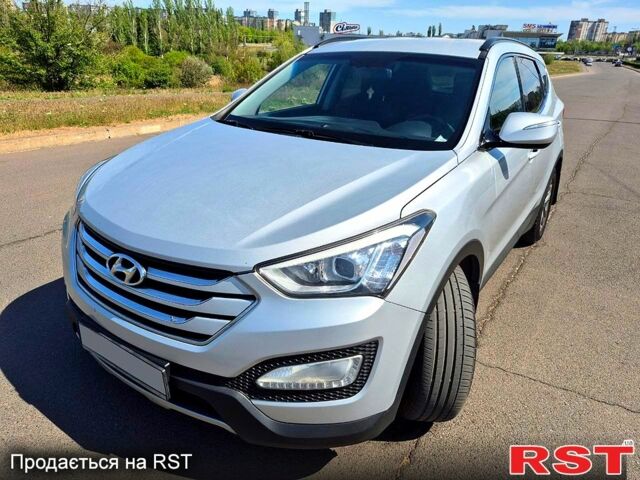 Серый Хендай Санта Фе, объемом двигателя 2.4 л и пробегом 148 тыс. км за 15300 $, фото 1 на Automoto.ua
