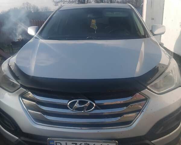 Серый Хендай Санта Фе, объемом двигателя 2.36 л и пробегом 250 тыс. км за 14000 $, фото 1 на Automoto.ua