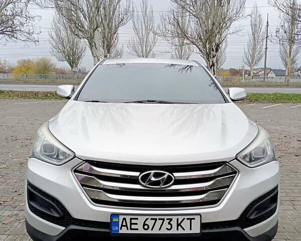 Сірий Хендай Санта Фе, об'ємом двигуна 2.4 л та пробігом 197 тис. км за 12000 $, фото 1 на Automoto.ua