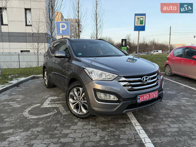 Серый Хендай Санта Фе, объемом двигателя 2.2 л и пробегом 188 тыс. км за 17899 $, фото 1 на Automoto.ua