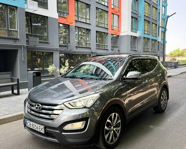 Сірий Хендай Санта Фе, об'ємом двигуна 2.36 л та пробігом 150 тис. км за 14900 $, фото 1 на Automoto.ua